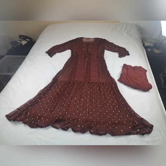 Sundance Burgundy Crochet Metallic Dotted 1/2 Sleeve Dress with/Slip SIZE 4 - Picture 11 of 11